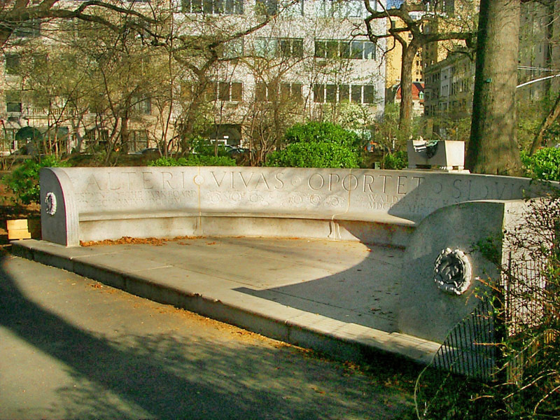 Waldo Hutchins Memorial Bench: E72
